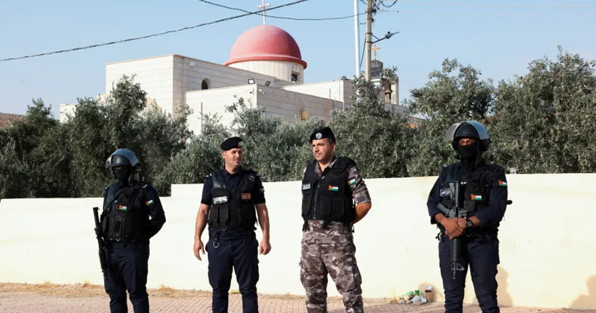 الأردن يشدد إجراءات الأمن بعد هجوم الدموي على كنيسة الكرك
